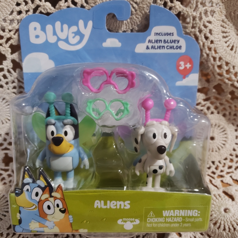 Bluey Story Alien Bluey & Alien Chloe Starter Pack Action Figure Set NWT